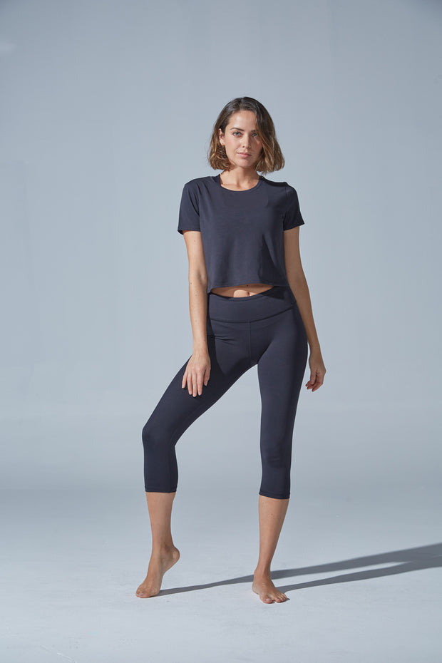Basic Crop Tee